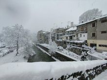 il fiume Montone a Portico di Romagna sotto la neve